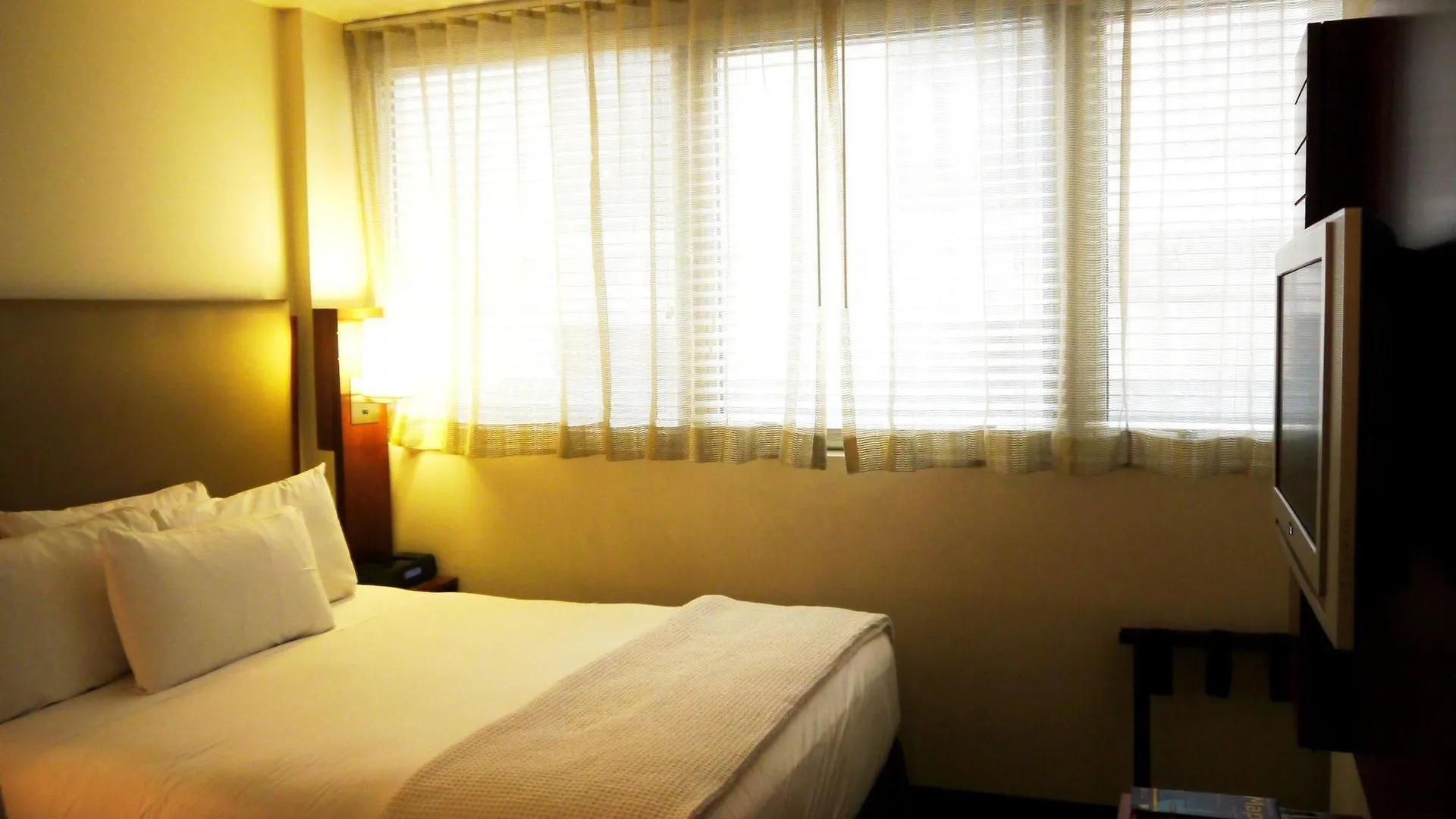 U Hotel Fifth Avenue, Empire State Building New York 3*,  United States