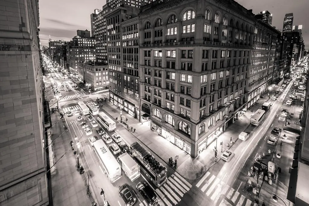 ***  U Hotel Fifth Avenue, Empire State Building New York United States