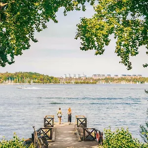 J, Stockholm, A Member Of Design Sverige